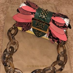 -Burberry Shoulder Bag color
Leather, Watersnake